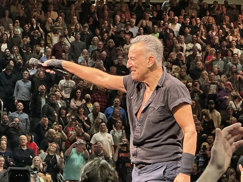 Bruce Springsteen & The E Street Band