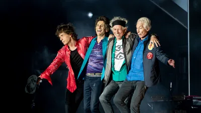 A Bigger Bang – Live on Copacabana Beach cover art